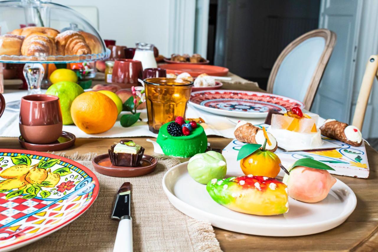 Donnafrancaflorio Hotel Palermo Luaran gambar