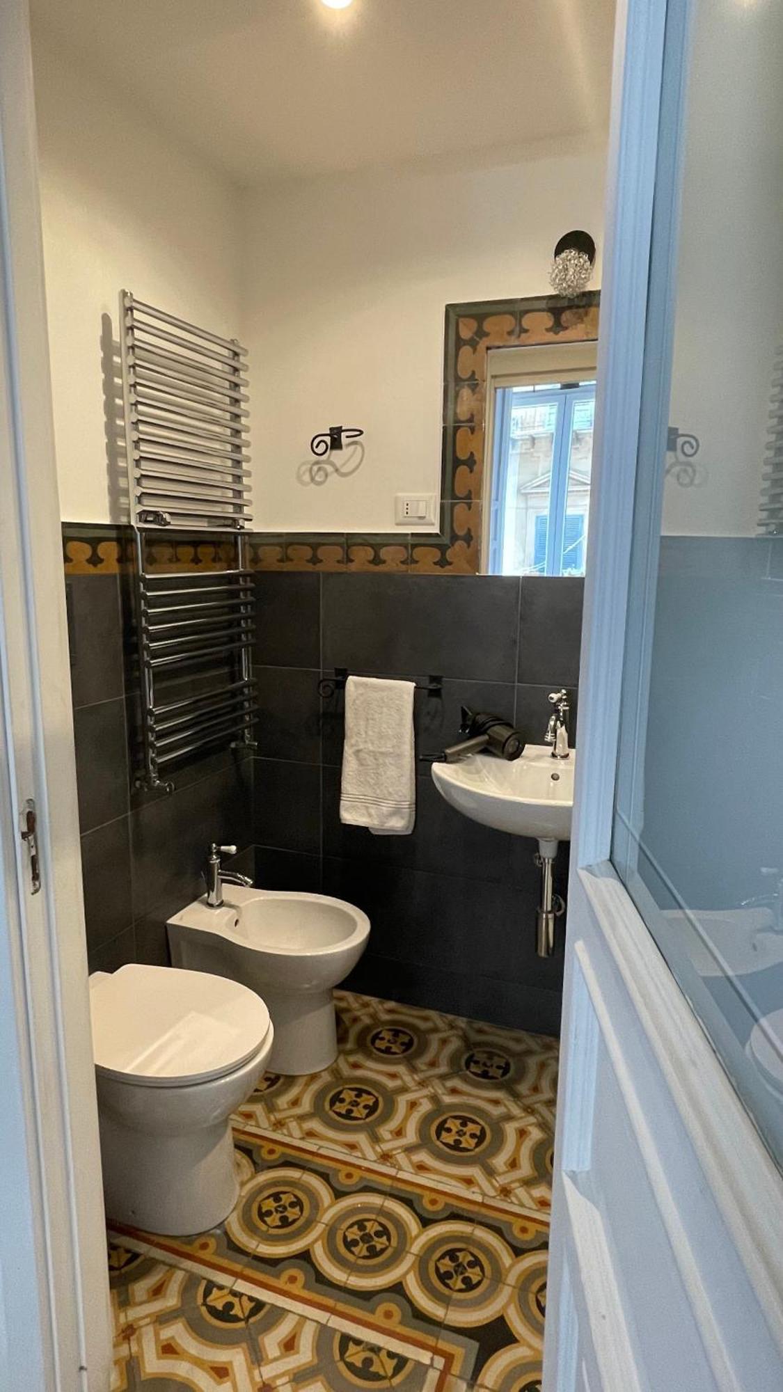 Donnafrancaflorio Hotel Palermo Luaran gambar