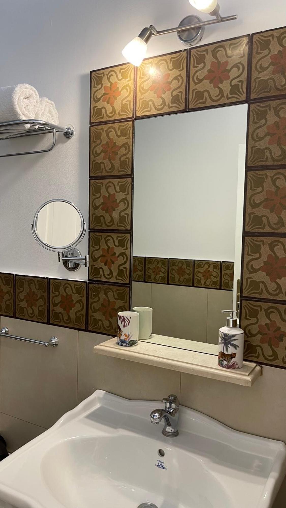 Donnafrancaflorio Hotel Palermo Luaran gambar